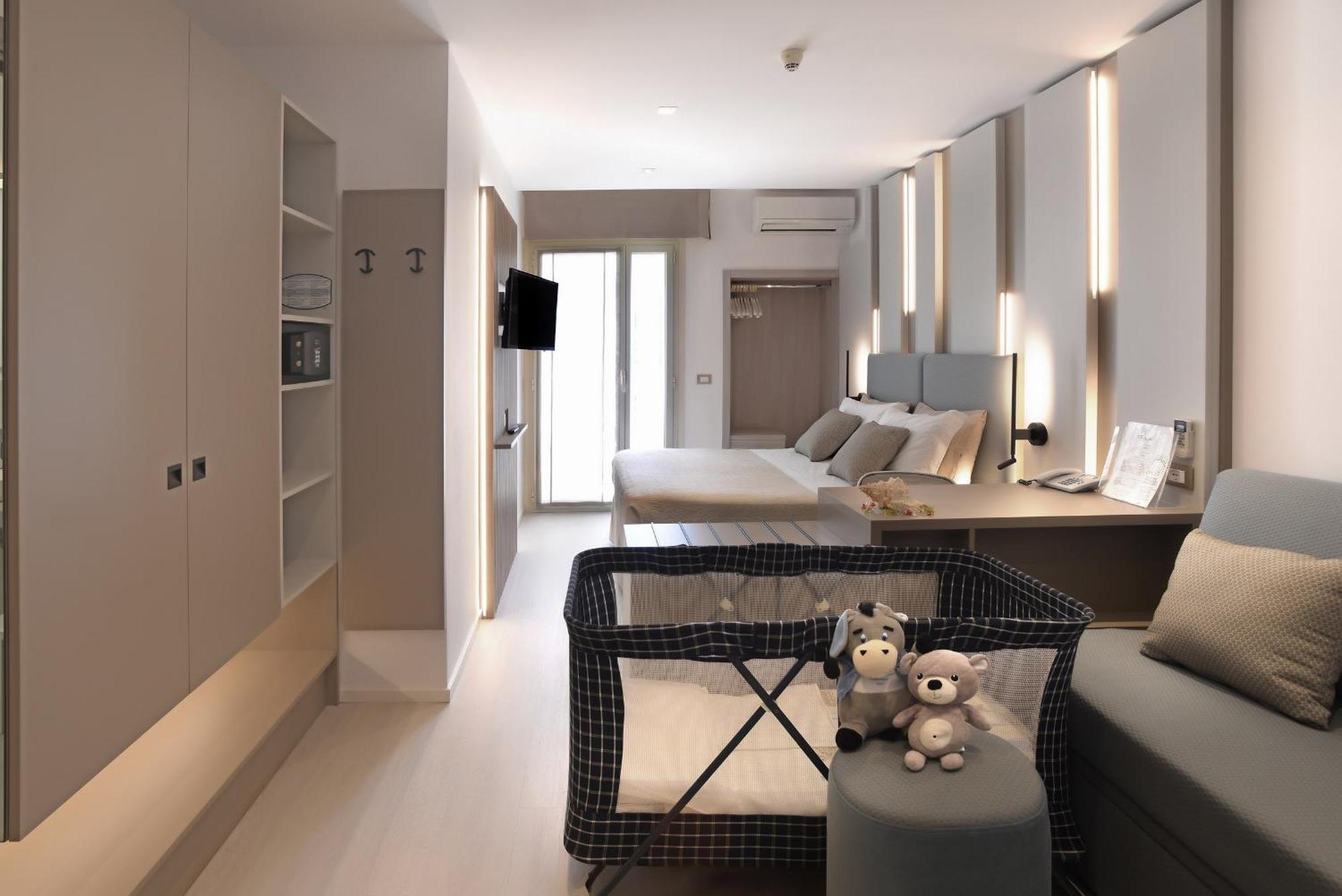 Hotel Colorado Линьяно-Саббьядоро Экстерьер фото