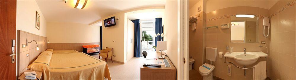 Hotel Colorado Линьяно-Саббьядоро Экстерьер фото